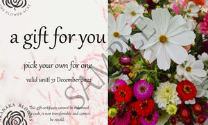 Open image in slideshow, Akanaka Blooms - The Gift Card
